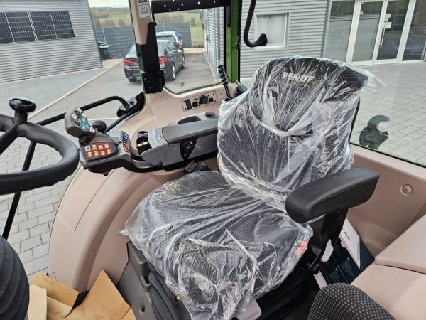 Fendt Traktor 209 S Vario GEN3 POWER SETTING2 Cargo 3X65 - Image 14