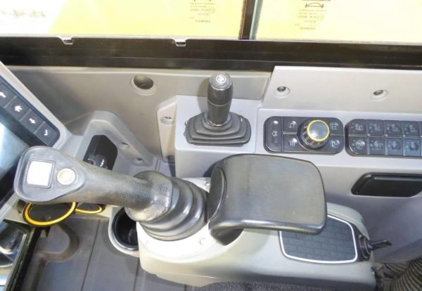 Mini-pelle  JCB  Modèle : 55 Z-1  Année 2015 - Image 10