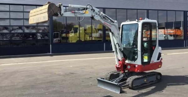 Mini pelle Takeuchi TB225, Année 2020 - Image 3