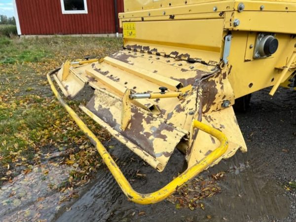 Moissonneuse-batteuse New Holland TC54 - Image 15