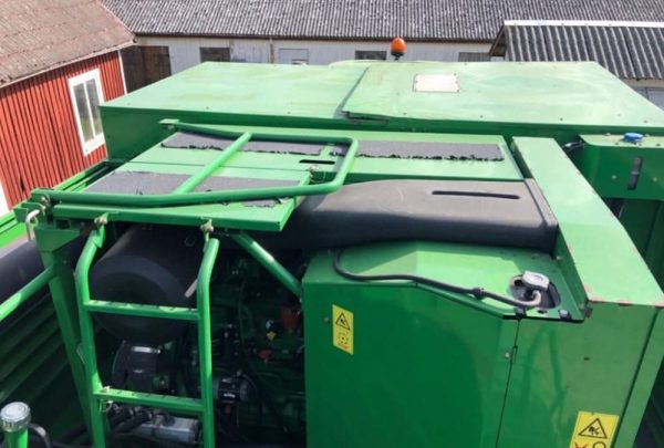 Moissonneuse-batteuse John Deere 1570 - Image 26