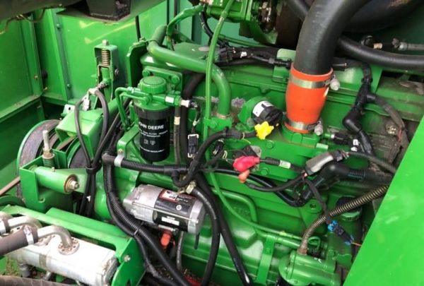 Moissonneuse-batteuse John Deere 1570 - Image 23