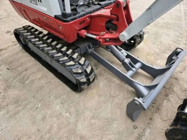 Mini Pelle TAKEUCHI TB216 / 1,7 TONNES - Image 15