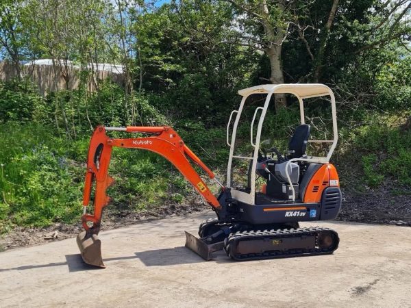 MINI PELLE KUBOTA KX41-3V / 1,6 TONNES - Image 12