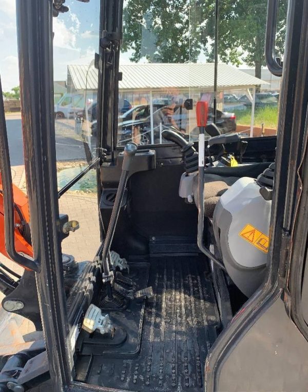 Kubota KX 71-3 - Image 6