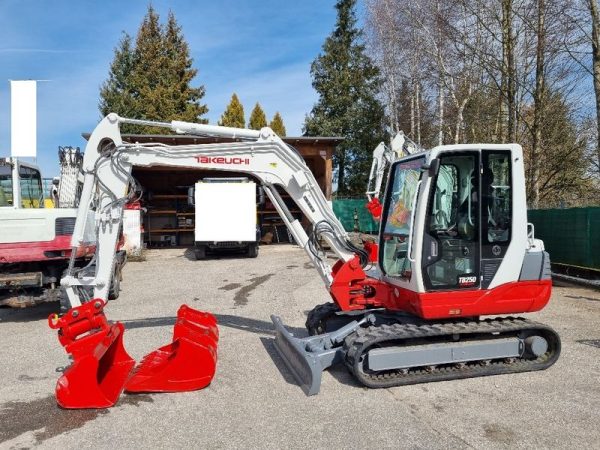 Marque : Takeuchi TB250 - Image 4